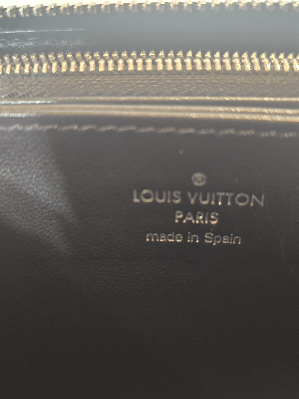 Louis Vuitton Black Monogram Zip Wallet-microchipped - Picture 11 of 14